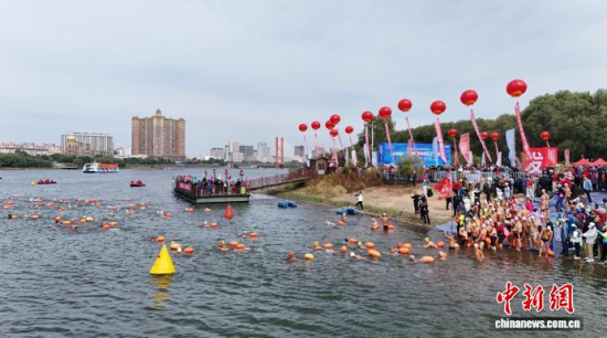 ��ӬF(xi��n)������Ӿʿ��������ˮ����ʯ���� �z