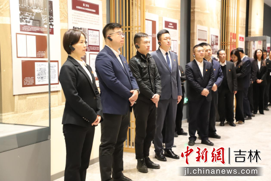 �c���ˆT�^չ�� �O��/�z