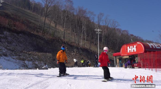 ��ѩ�ۺ����w򞡰�׻�������ʯ���� �z