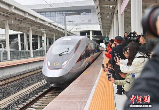 9��28����G8166����܇���L��ɽվʼ�l(f��)�����K�c(di��n)վ��ꖱ�վ������ �z