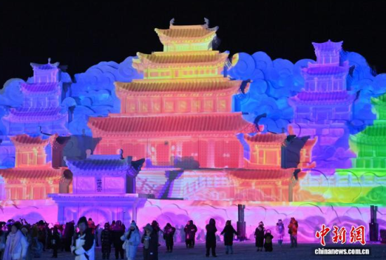 12��26���������L��ɽ��ѩ��桰�����m����ʽ������������ �z