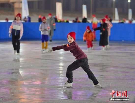 1��6���������L(zh��ng)����С�\(y��n)��(d��ng)�T���^��չʾ���ӻ��������� �z