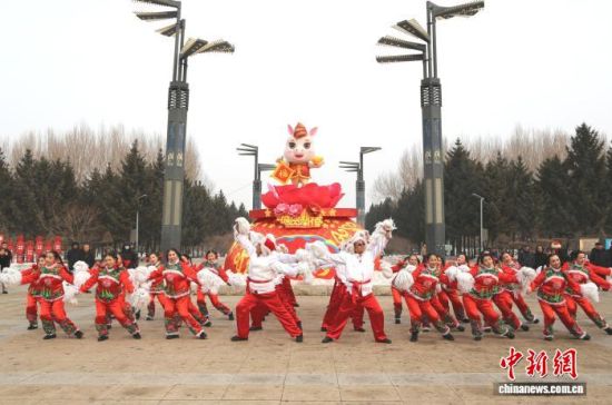 2��10�������ڼ����L(zh��ng)�����ݖ|�����衣�w�� �z